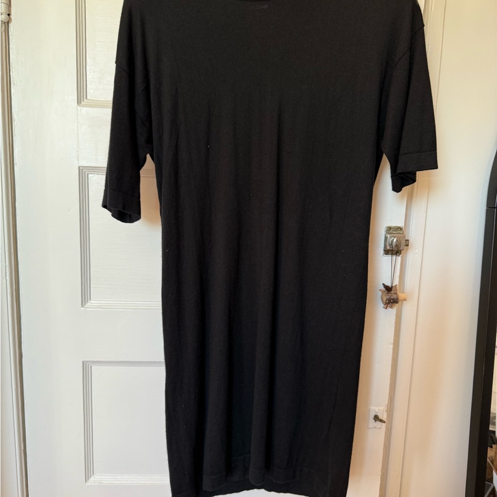 NAADAM Black Short Sleeve Women's Dress Tee